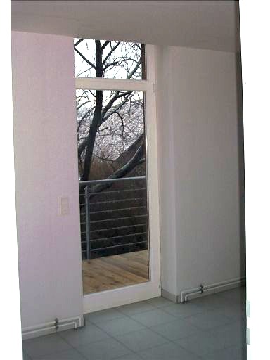 Küche - Fenstertür nach Westen zum Balkon